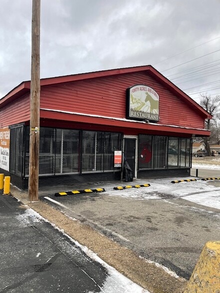 More Photos Of 1800 Dixie Hwy, Louisville Restaurant For Sale