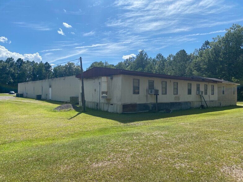 More Photos Of 1119 Oswald Dr, Allendale Light Distribution For Sale
