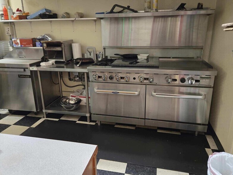 More Photos Of 5030 State Hwy, Eastham Freestanding For Sale