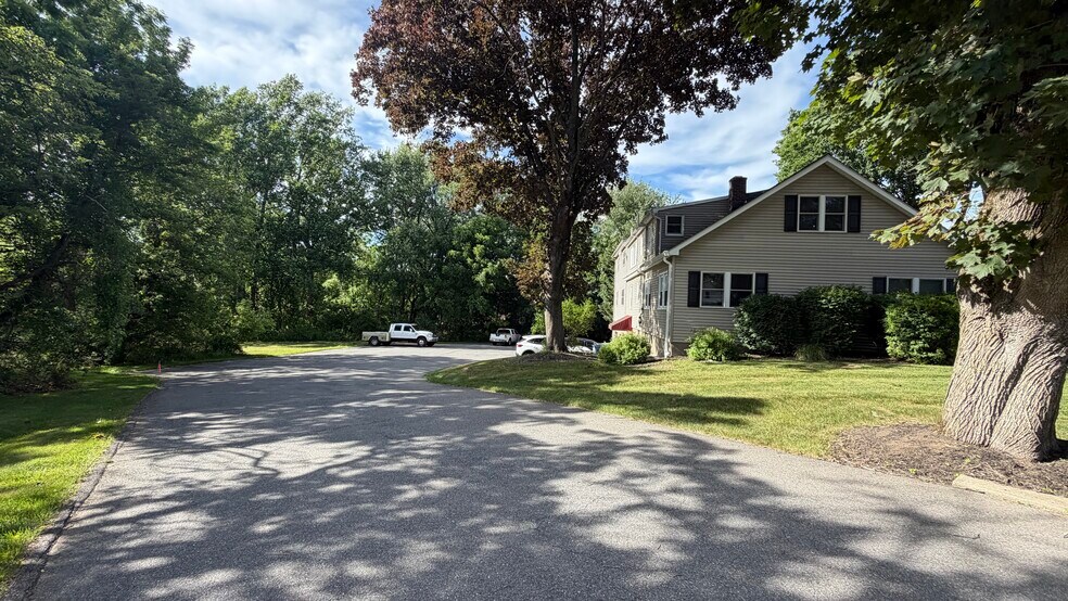 More Photos Of 205 State Route 31 N, Washington Office Residential For Sale