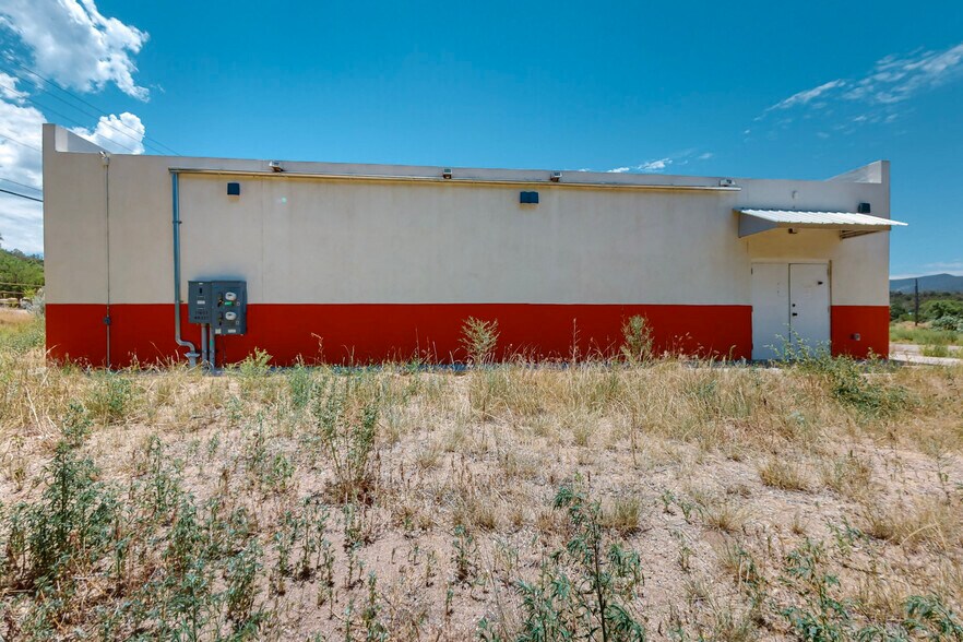 More Photos Of 11807 NM 337 #3, Tijeras Convenience Store For Sale