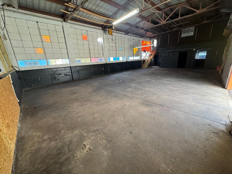 More Photos Of 231 E Pershing St, Tallahassee Auto Repair For Lease
