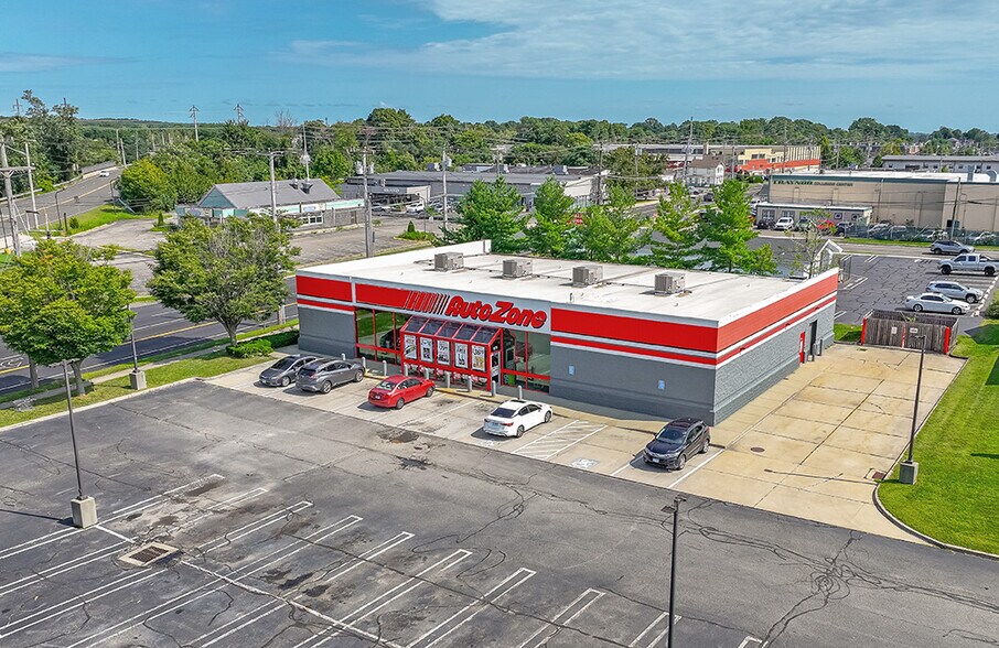 More Photos Of 855 Bridgeport Ave, Milford Unknown For Lease