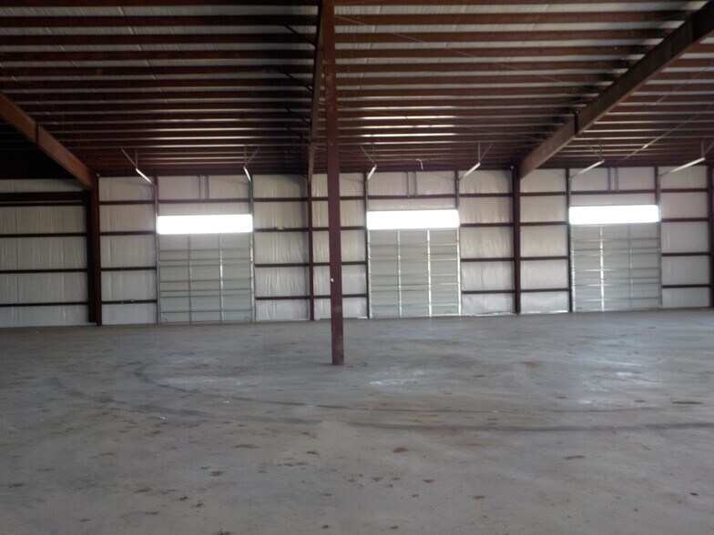 More Photos Of 1745 Laguna Circle, Harlingen Warehouse For Lease