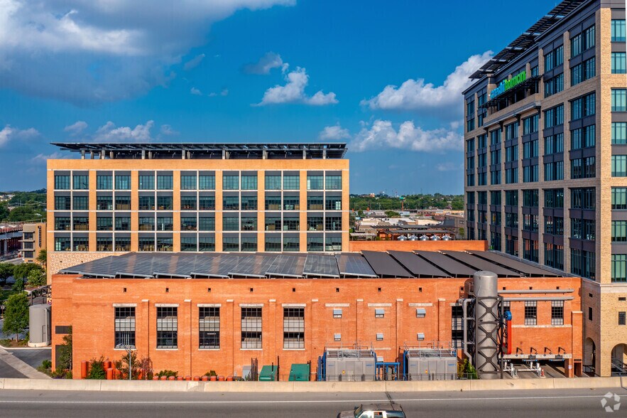 More Photos Of 1803 Broadway St, San Antonio Office For Lease