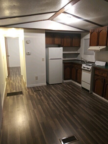 More Photos Of 2202 Shirah Rd, Auburndale Multifamily For Sale