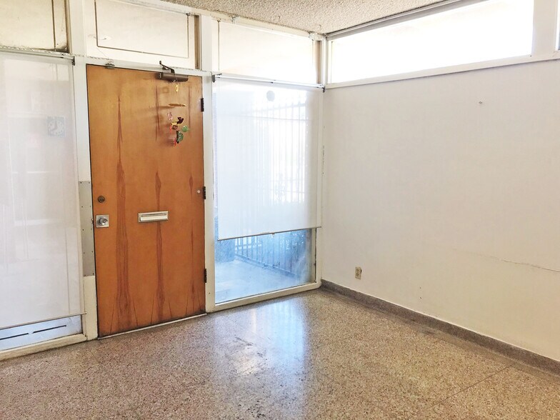 More Photos Of 412-418 San Fernando Mission Blvd, San Fernando Medical For Lease