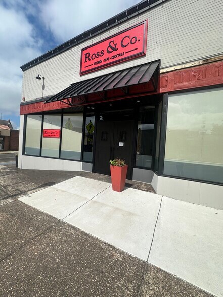 More Photos Of 58 S York Rd, Hatboro Restaurant For Sale