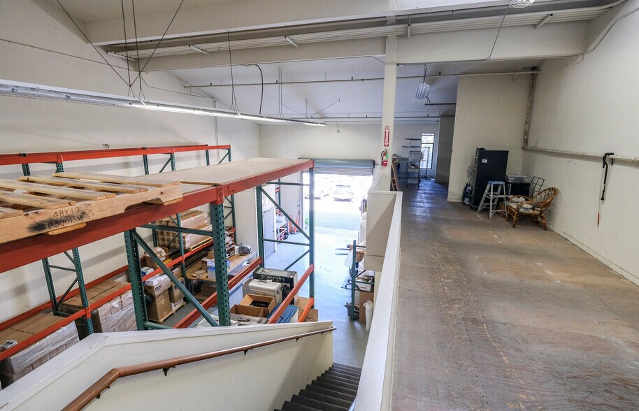 More Photos Of 129 S Quarantina St, Santa Barbara Warehouse For Sale