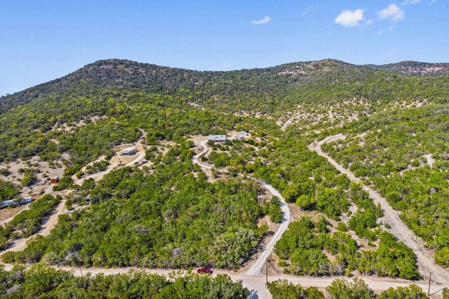 More Photos Of 603 Blessing Ln, Utopia Land For Sale