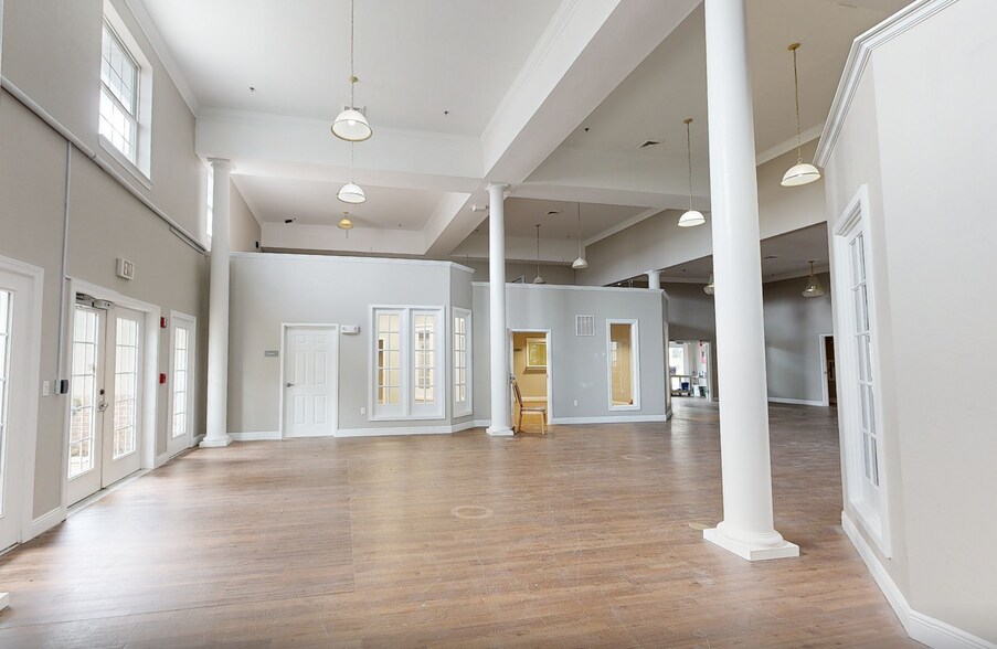 More Photos Of 3428 Gulf Breeze Pky, Gulf Breeze Congregate Senior Housing For Sale