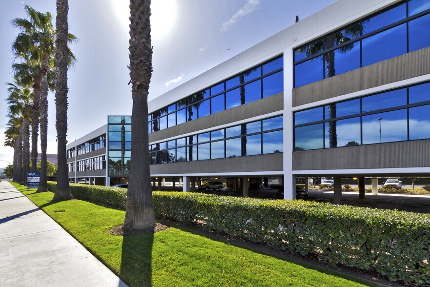 More Photos Of 2424 SE Bristol St, Newport Beach Office For Lease