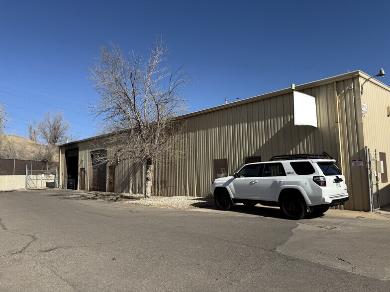 More Photos Of 2050 S Pecos St, Denver Warehouse For Sale