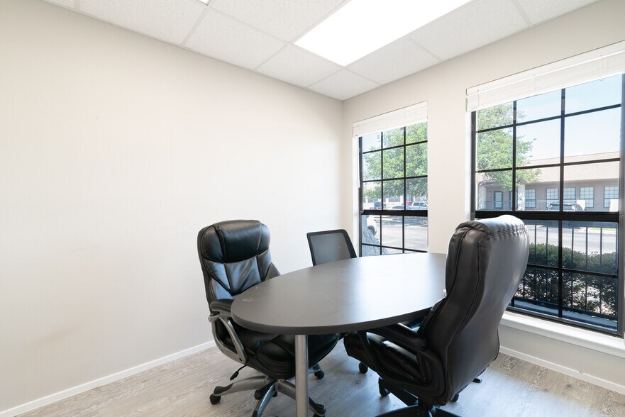 More Photos Of 13740 Research Blvd, Austin Office For Sale