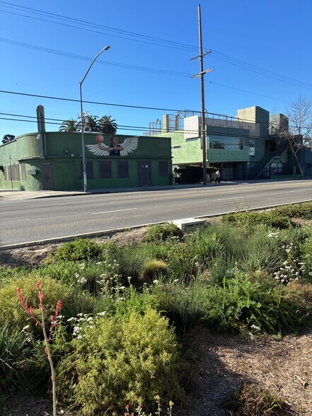 More Photos Of 1512 W Slauson Ave, Los Angeles Office For Sale