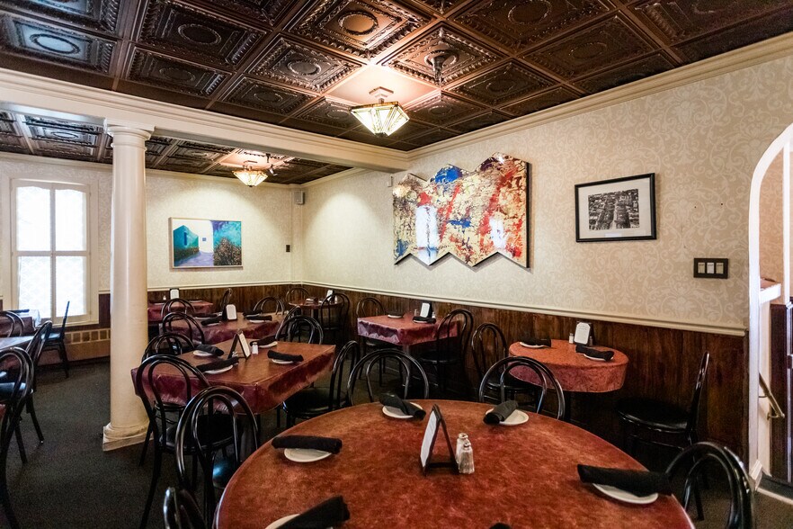 More Photos Of 3401 Riopelle St, Detroit Restaurant For Sale