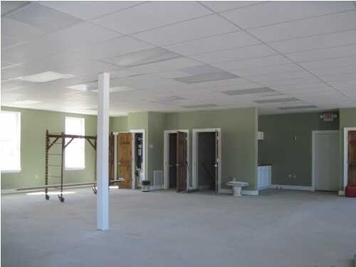 More Photos Of 3618 Ashley Phosphate Rd, North Charleston Office For Lease