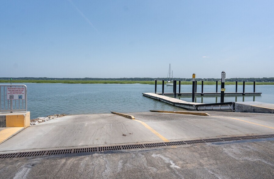 More Photos Of 91 Sea Island Pky, Beaufort Land For Sale