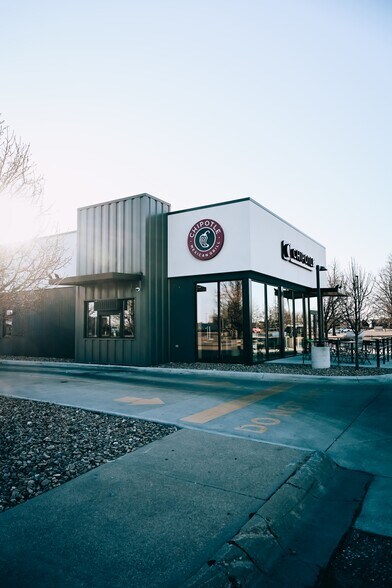 More Photos Of 5001 N 2nd Ave, Kearney Freestanding For Sale