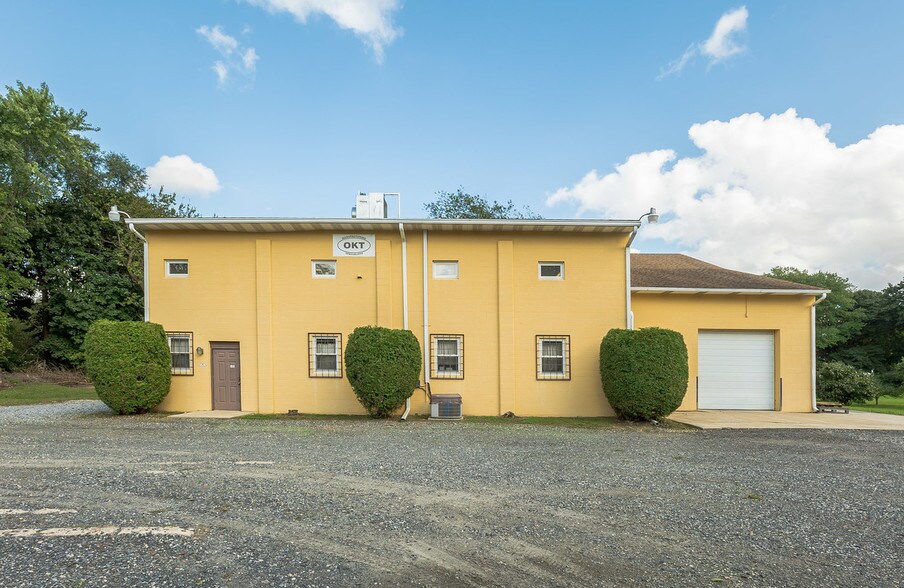 More Photos Of 603 Blue Bell Rd, Williamstown Warehouse For Lease