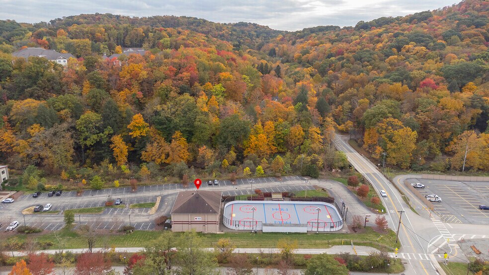 More Photos Of 4491 School Rd S, Murrysville Office For Sale