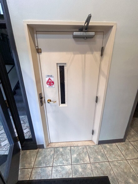 More Photos Of , Batavia Unknown For Sale