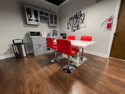 More Photos Of 4647 W 103 St, Oak Lawn Medical For Sale