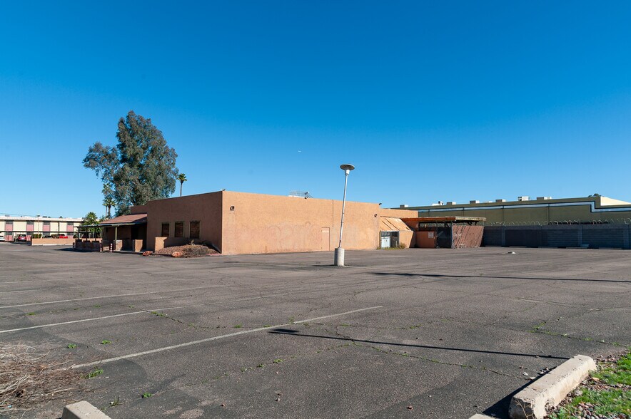 More Photos Of 1123 W Broadway Rd, Tempe Manufacturing For Sale
