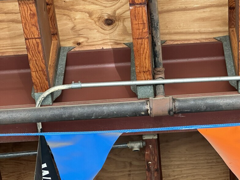 More Photos Of 1193 N Blue Gum St, Anaheim Warehouse For Sale