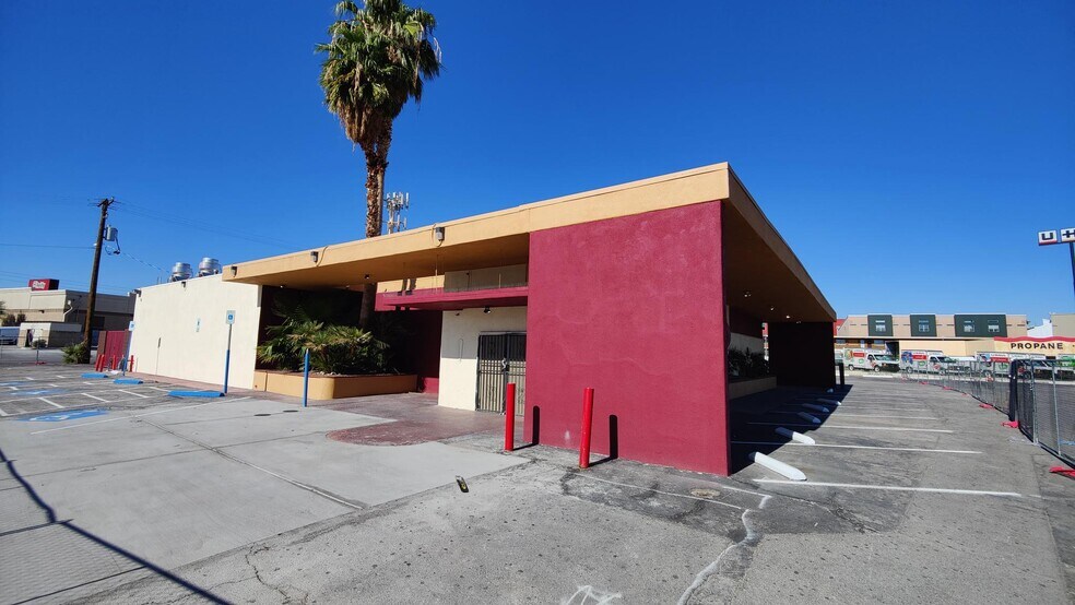More Photos Of 2100 Fremont St, Las Vegas Restaurant For Sale