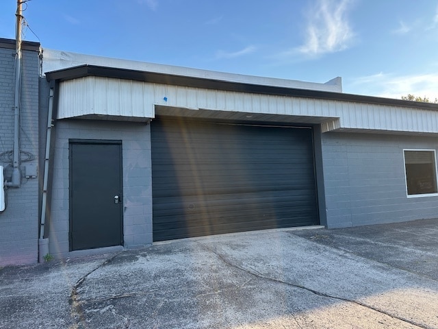 More Photos Of 336 N Military Ave, Green Bay General Retail For Lease