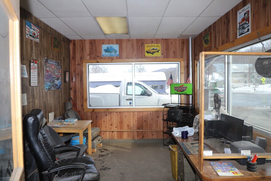 More Photos Of 229 Canal St, Brattleboro Auto Salvage Facility For Sale