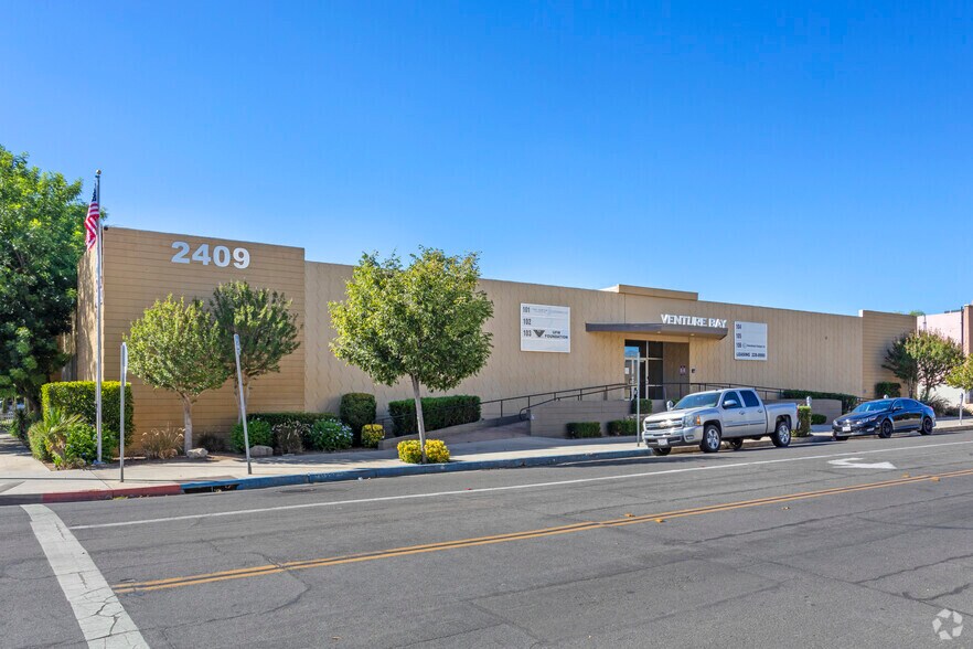 Primary Photo Of 2409 Merced St, Fresno Medical For Lease