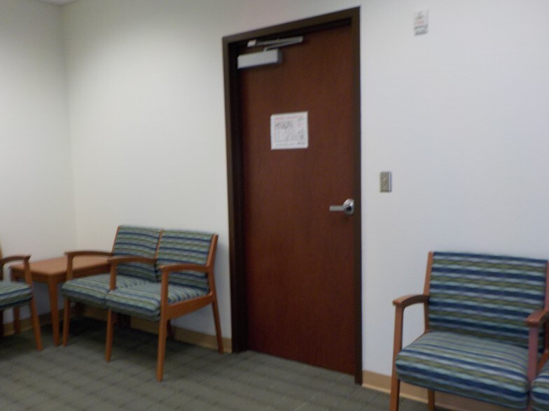 More Photos Of 5700 N Exp 77/83, Brownsville Medical For Lease