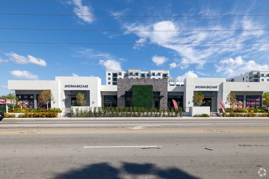 More Photos Of 401 Hialeah Dr, Hialeah Storefront Retail Office For Lease