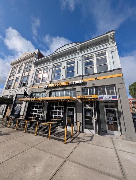 More Photos Of 2035 W Broad St, Richmond Storefront Retail Office For Lease