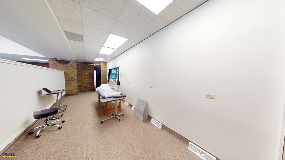 More Photos Of 3826 S Main St, Mineral Ridge Bank For Sale