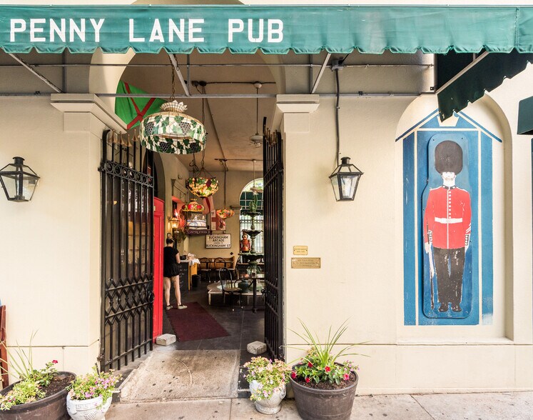 More Photos Of 421 E Franklin St, Richmond Apartments For Sale