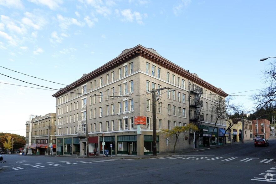 Primary Photo Of 668 S King St, Seattle Apartments For Lease