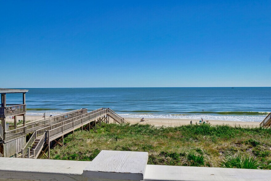 More Photos Of 2068 New River Inlet Rd, North Topsail Beach Apartments For Sale