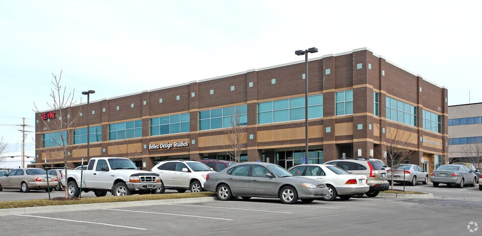 More Photos Of 12701-12711 W 87th Street Pky, Lenexa Medical For Lease