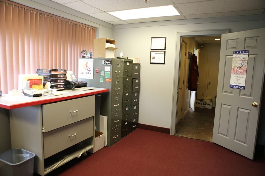 More Photos Of 55-59 Union Ave, Sudbury Flex For Lease