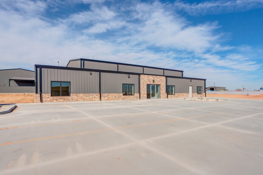 Primary Photo Of 3216 116th st, Lubbock Warehouse For Sale