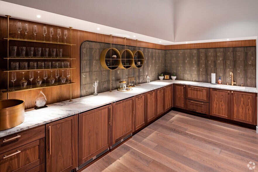 More Photos Of 821 2nd Ave, Seattle Office For Lease