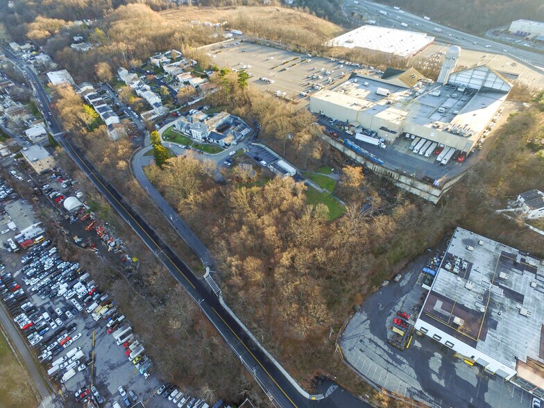More Photos Of 1154 Saw Mill River Rd, Yonkers Land For Sale