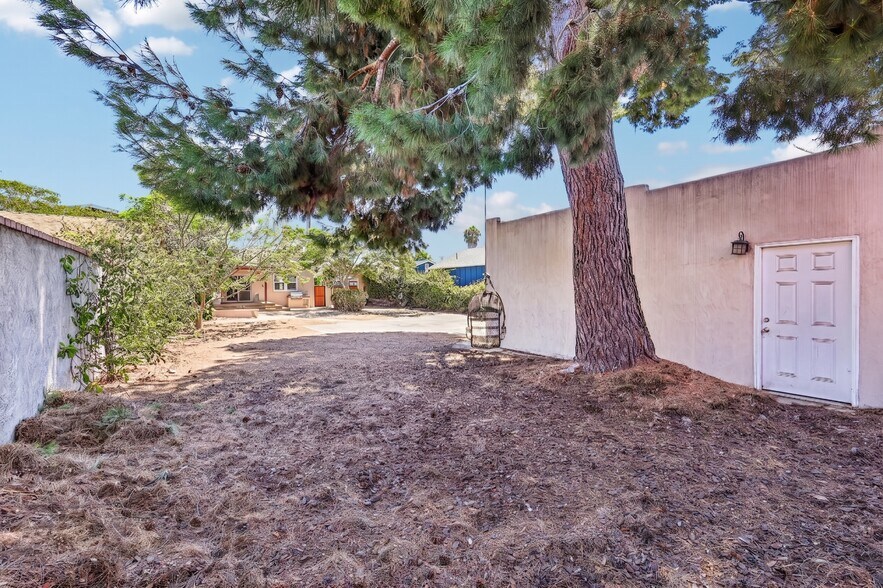 More Photos Of 3378 N Mountain View Dr, San Diego Apartments For Sale