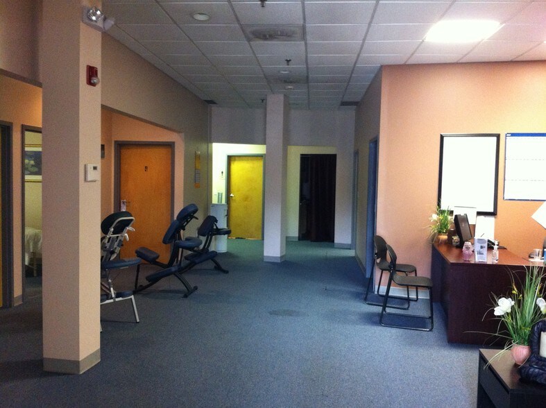 More Photos Of 18 Dartmouth St, Malden Storefront Retail Office For Lease