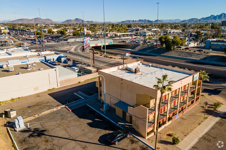 More Photos Of 2510 W Palo Verde Dr, Phoenix Hotel For Sale