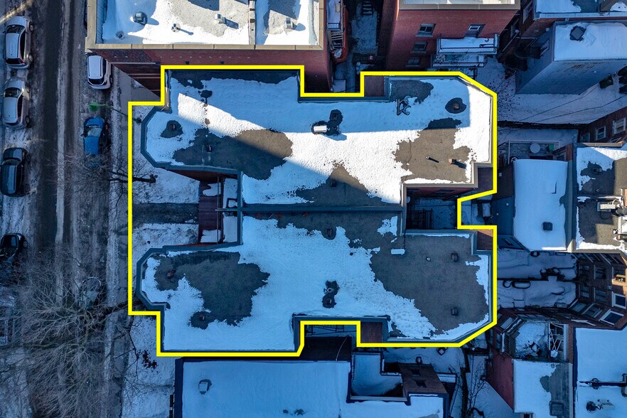 More Photos Of 15-17 Av. de l'Épée, Outremont Multifamily For Sale