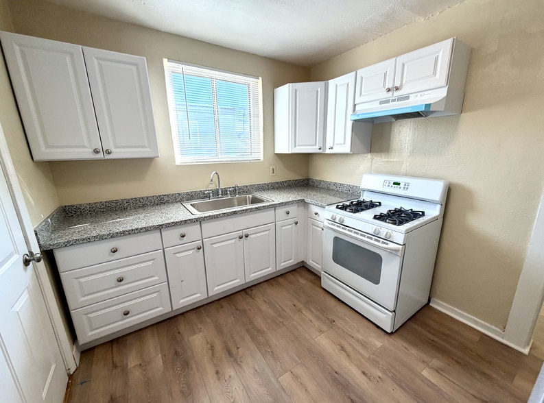 More Photos Of 324 Idora Ave, Vallejo Multifamily For Sale